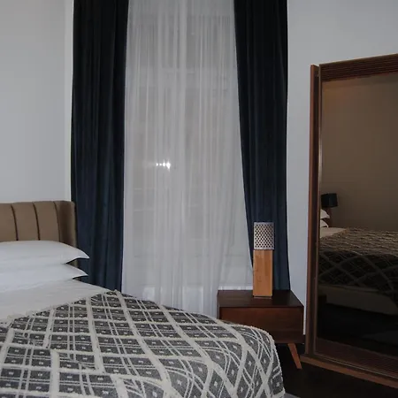 Uttoe Luxury Budapest